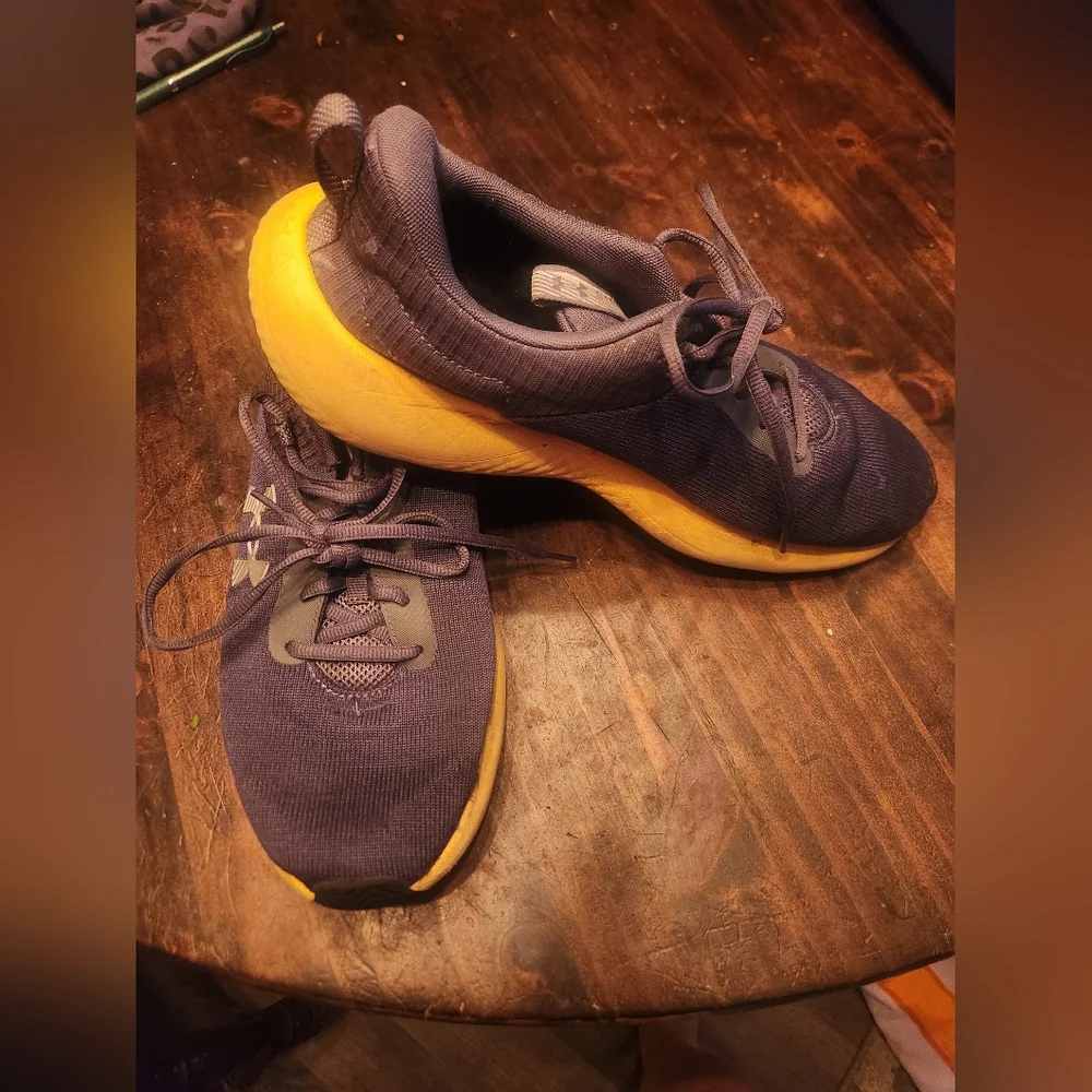 Under Armour lightweight athletic